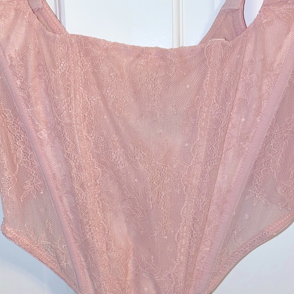 Urban Outfitters Out From Under Lovestruck Lace Corset- Light Pink - Picture 2 of 4